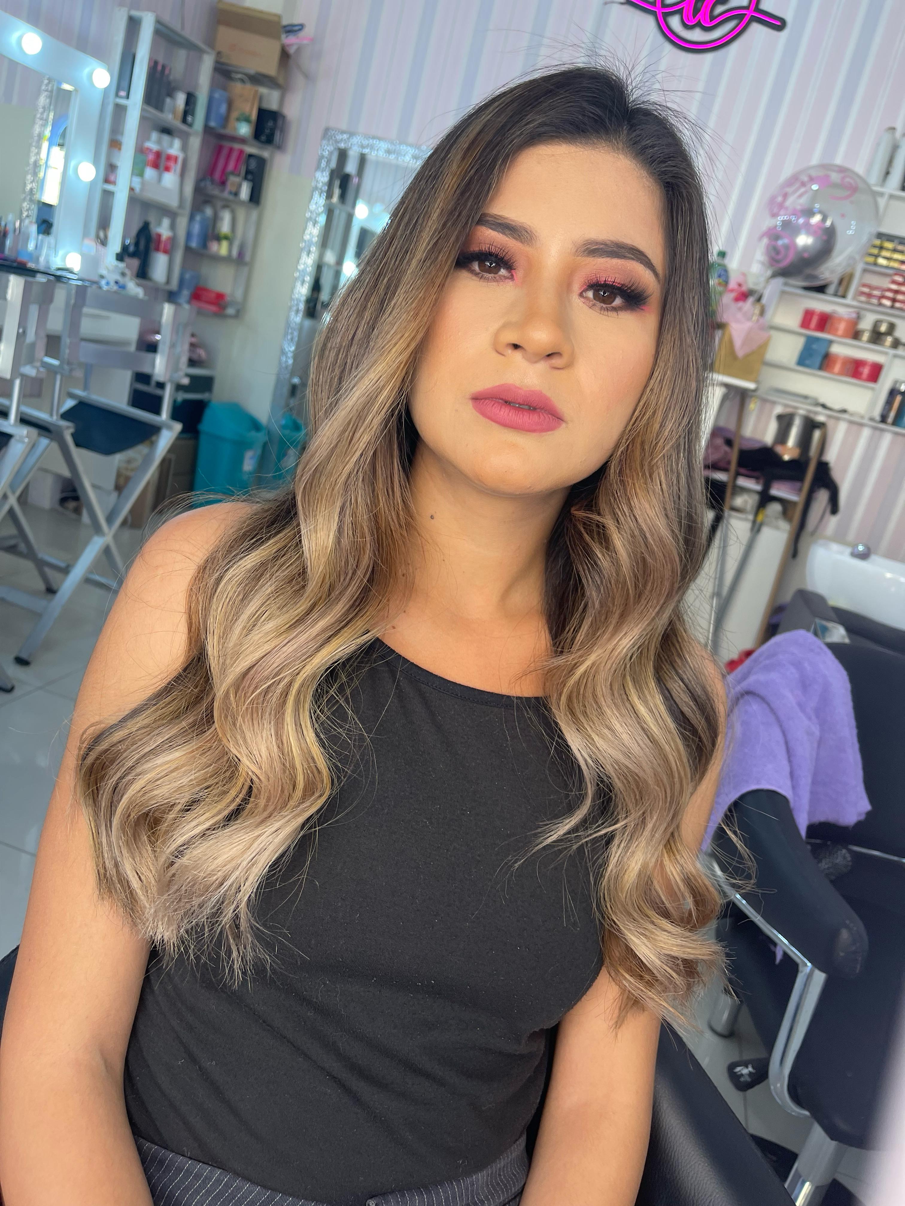Balayage en Clau Beauty Studio